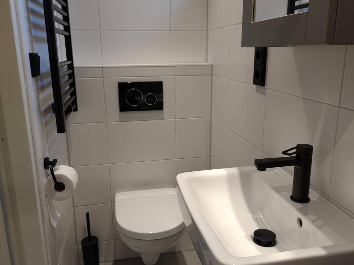 Tiny Studio Batavia Adults Only Bed By The Sea فيسْتكابيلي المظهر الخارجي الصورة